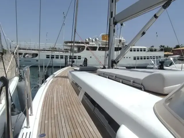 Hanse 548