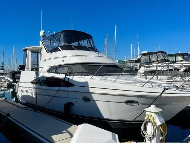 Carver 396 Motor Yacht