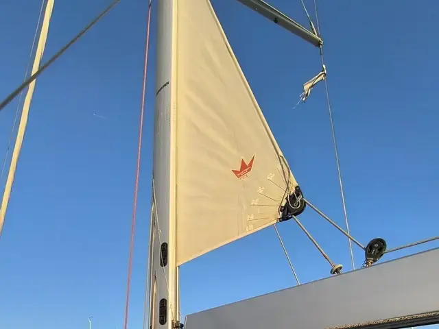 Hanse 548