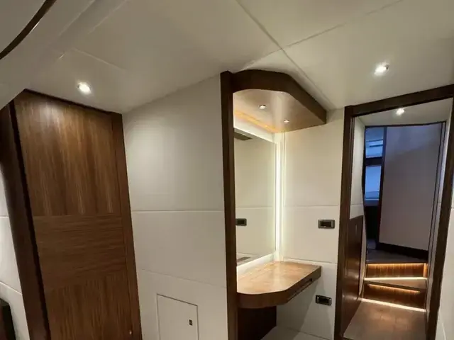 Absolute Navetta 58