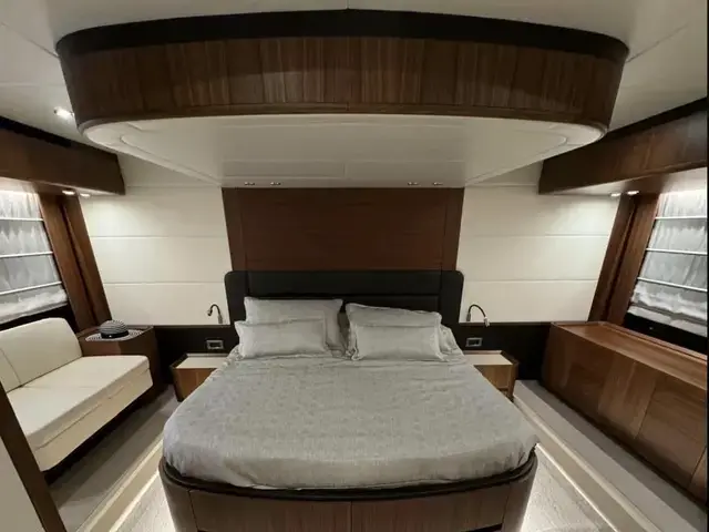 Absolute Navetta 58