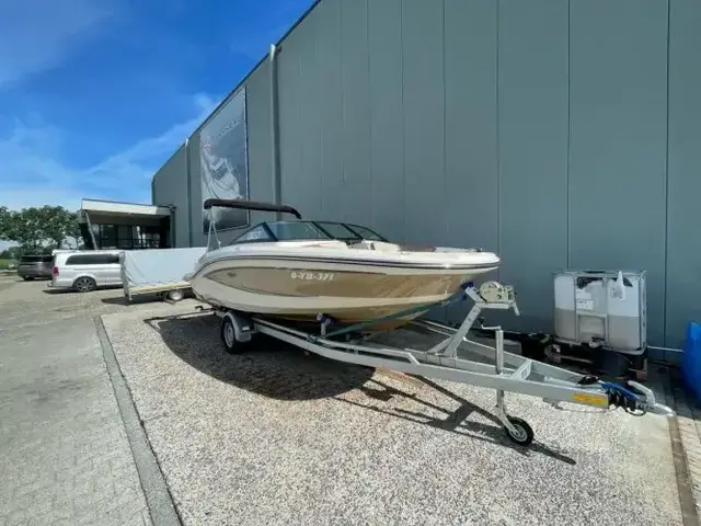 Sea Ray 190 SPX Bowrider