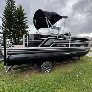 2017 Ranger Boats Reata 200C