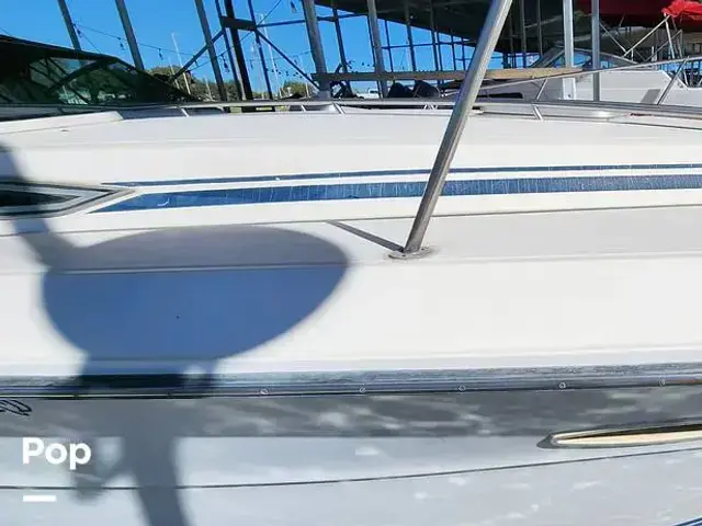 Sea Ray 390 Express Cruiser