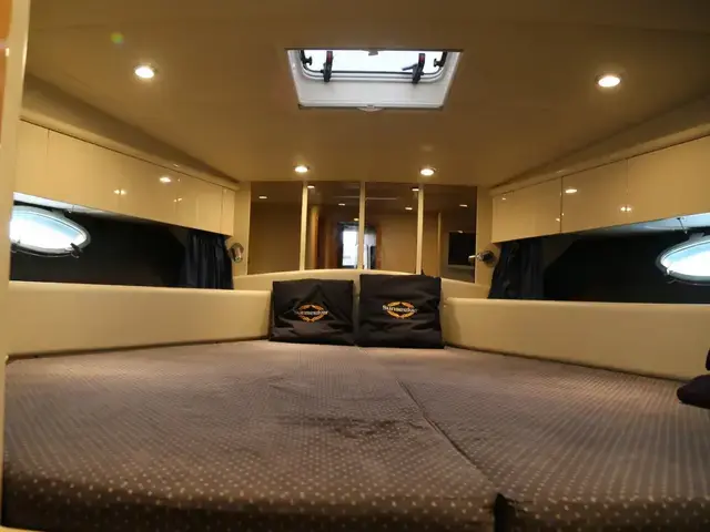 Sunseeker Camargue 55