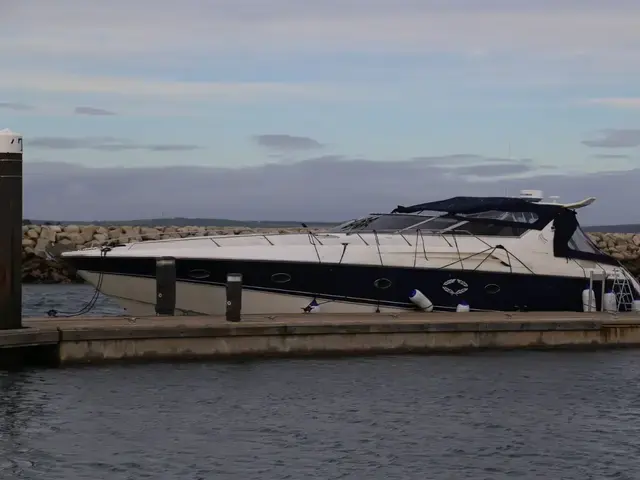 Sunseeker Camargue 55