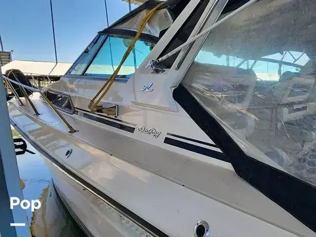 Sea Ray 390 Express Cruiser