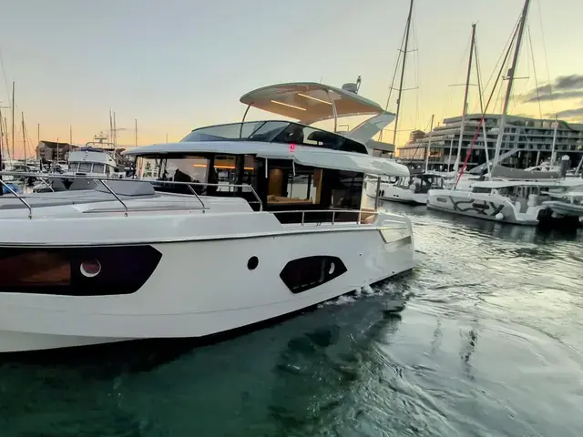 Absolute Navetta 48