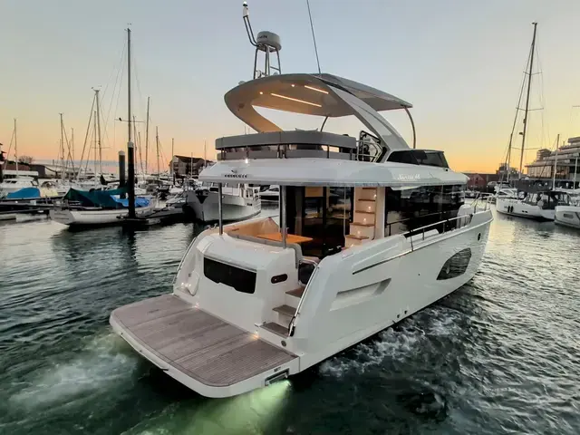 Absolute Navetta 48