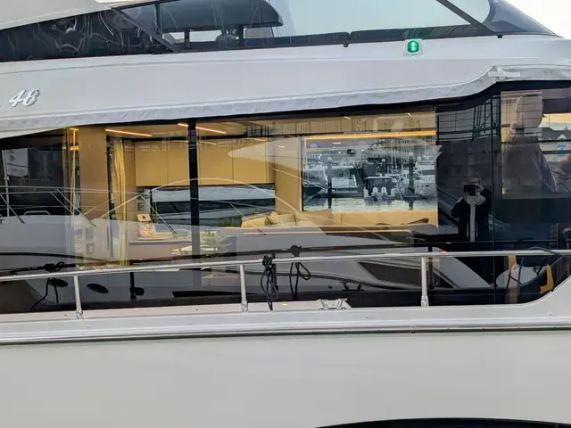 Absolute Navetta 48