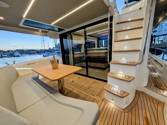 Absolute Navetta 48