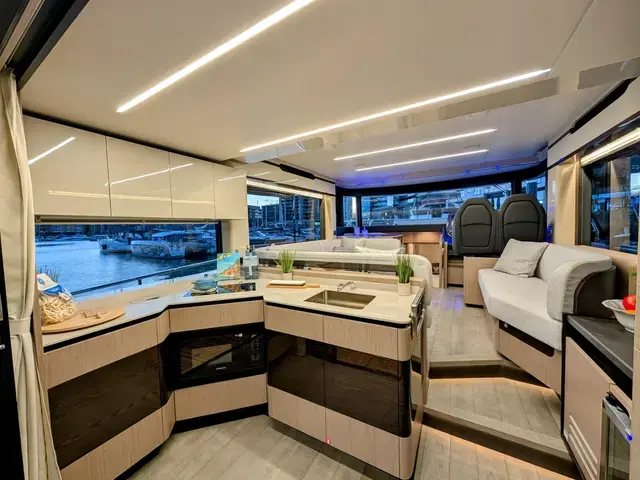 Absolute Navetta 48