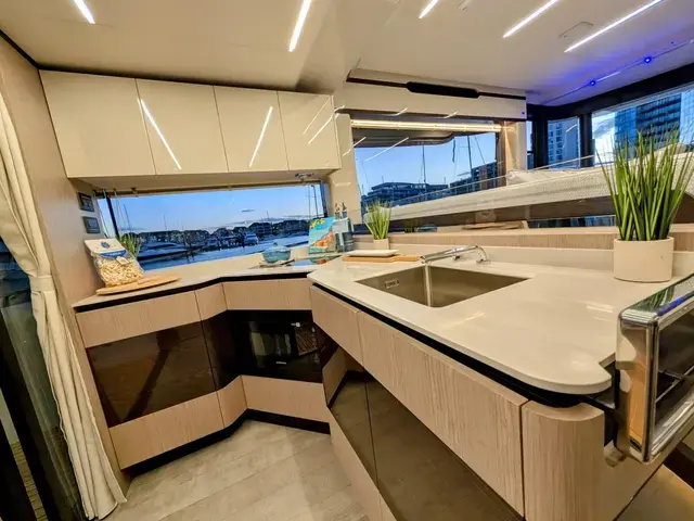 Absolute Navetta 48