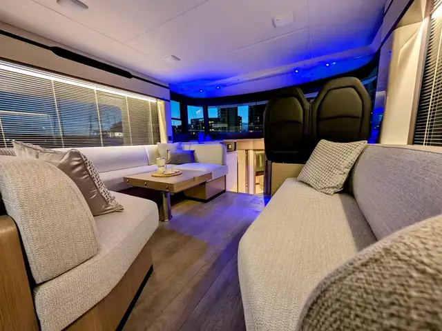 Absolute Navetta 48