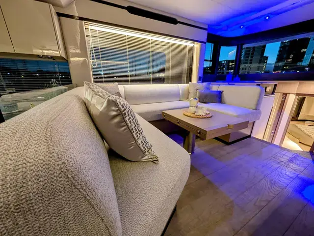 Absolute Navetta 48