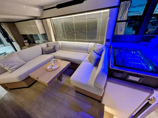 Absolute Navetta 48