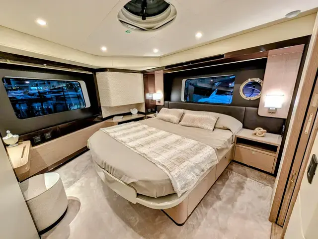 Absolute Navetta 48