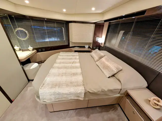 Absolute Navetta 48