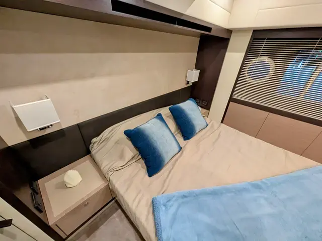 Absolute Navetta 48