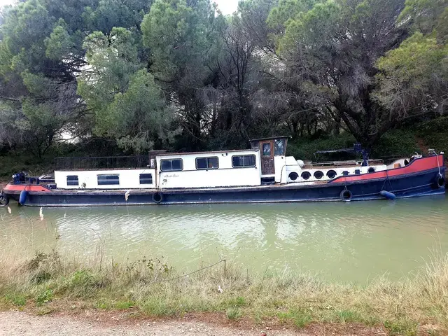 Katwijker Barge