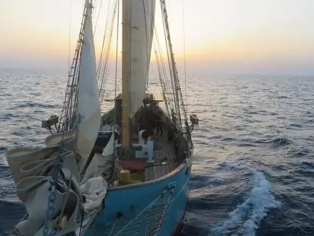 West Country Top Sail Schooner