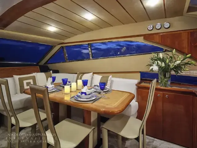 Ferretti Yachts 68