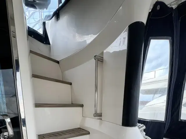 Fairline Squadron 52