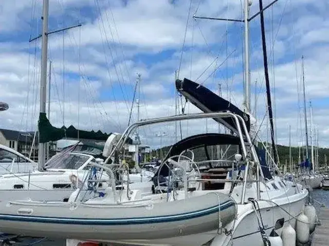 Hunter Legend 36