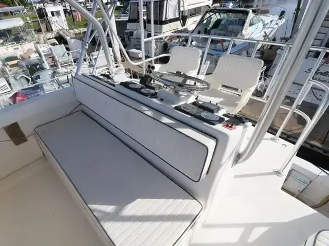 Luhrs 40 Convertible