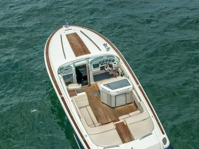 Chris Craft Corsair 28