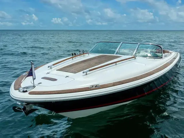 Chris Craft Corsair 28