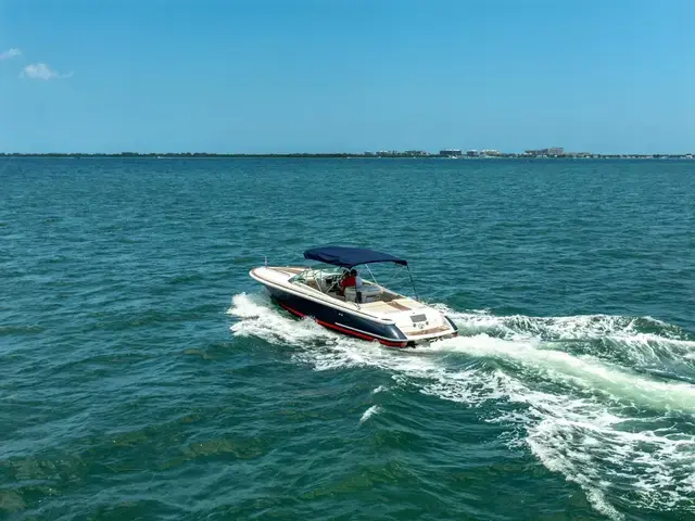 Chris Craft Corsair 28