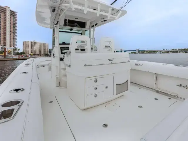 Boston Whaler 320 Outrage