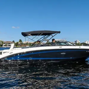 2015 Sea Ray 290 Sundeck