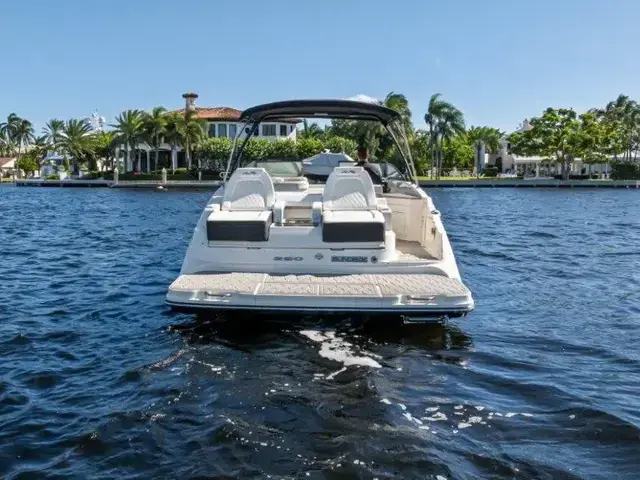 Sea Ray 290 Sundeck