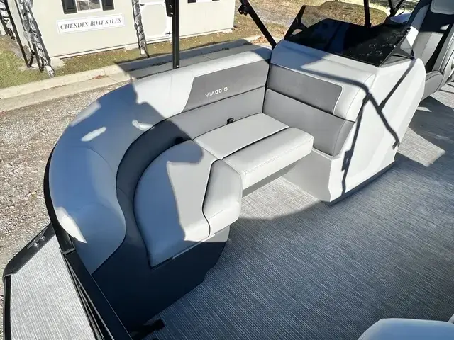 Viaggio Lago V 20 U (Quad Lounge) - IN STOCK