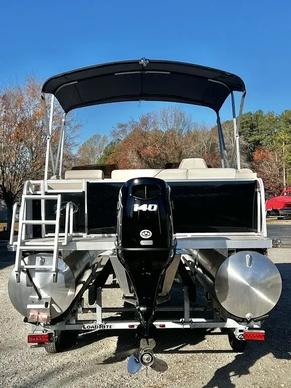 2024 Avalon venture 85 23 elite windshield - in stock