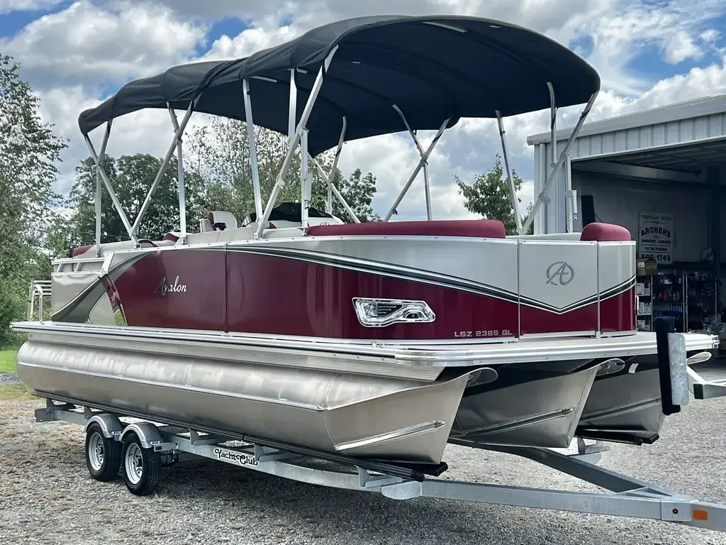 2024 Avalon lsz 23 quad lounge - triple toon - in stock