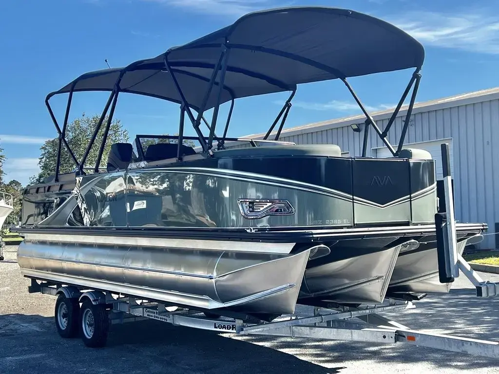 2025 Avalon lsz 23 elite windshield - triple toon - in stock