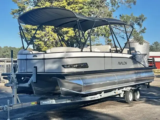 Avalon Catalina 25 Entertainer - Triple Toon - IN STOCK