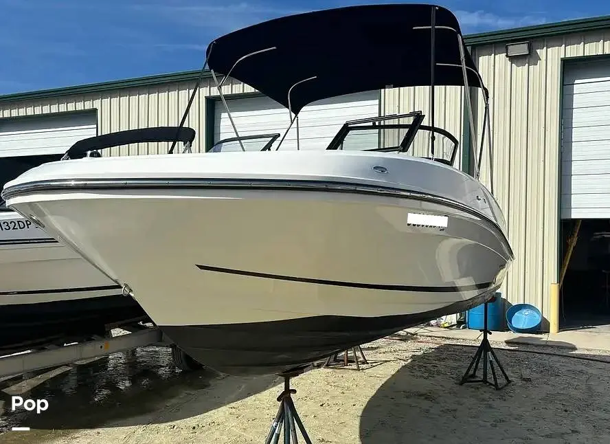 2021 Bayliner vr5 ob