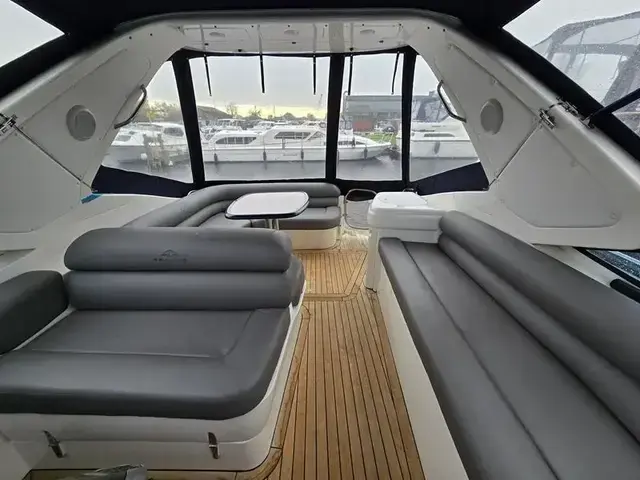 Sealine S34