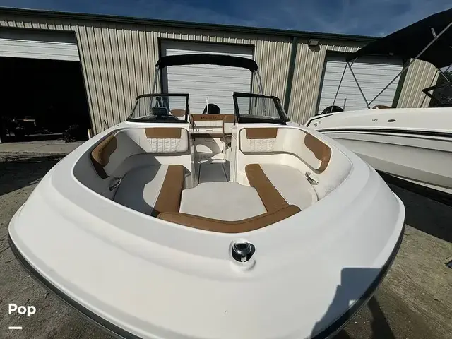 Bayliner VR5 OB