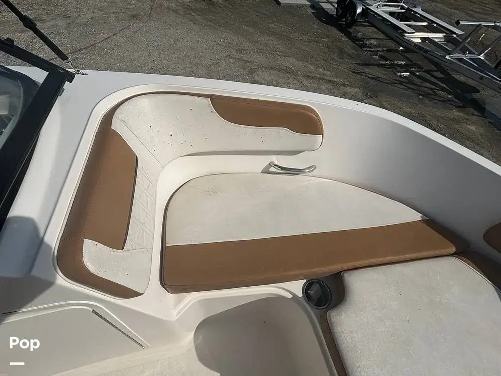 2021 Bayliner vr5 ob