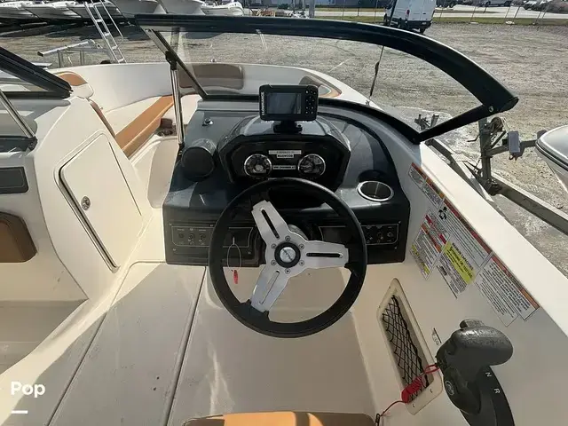 Bayliner VR5 OB