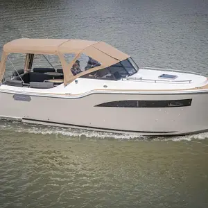 2024 Maxima 920 Retro Cabin Cruiser Boat