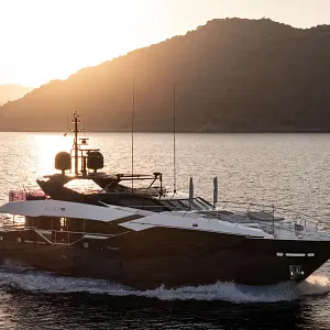 2019 Sunseeker 116 Yacht