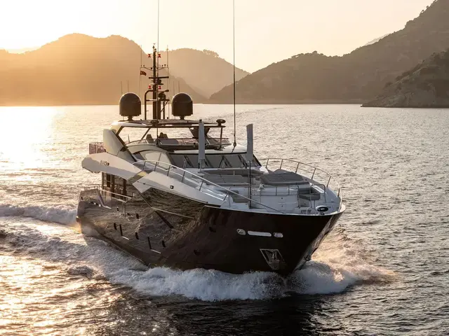 Sunseeker 116 Yacht