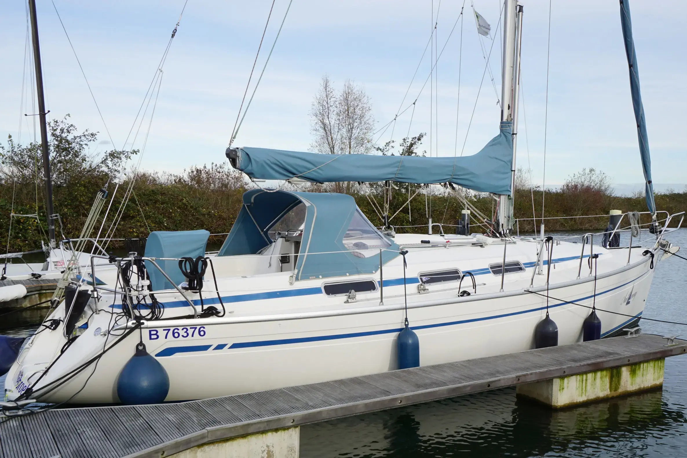 2001 Bavaria 34