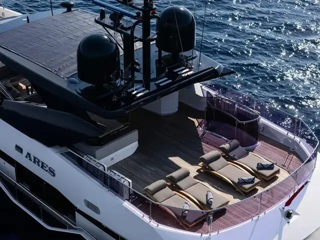 Sunseeker 116 Yacht